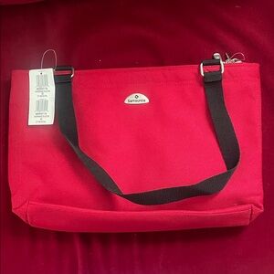 NEW Samsonite Independence Collection Red City Bag Satchel